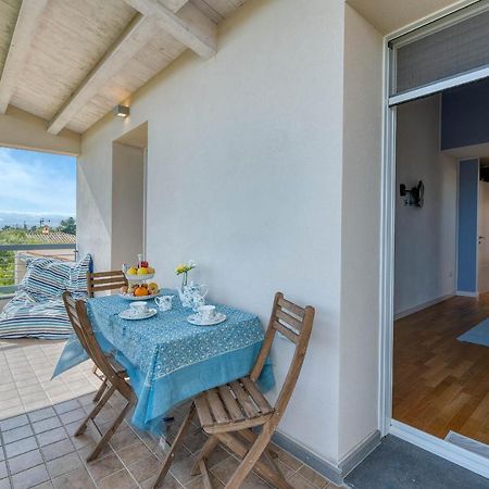 La Casa Degli Ulivi Appartamento In Villa Con Patio Quartu SantʼElena Zewnętrze zdjęcie